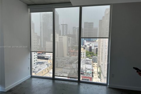 Condo in Miami, Florida, 1 bedroom  № 2041960 - photo 9