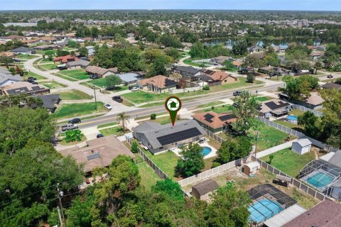 House in Deltona, Florida 3 bedrooms, 151.8 sq.m. № 2098983 - photo 22