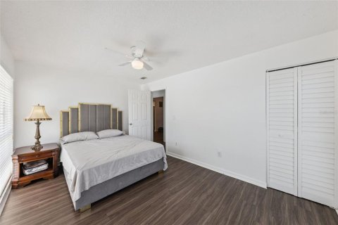 House in Deltona, Florida 3 bedrooms, 151.8 sq.m. № 2098983 - photo 11