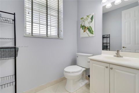Townhouse in Jupiter, Florida 4 bedrooms, 203.73 sq.m. № 1790988 - photo 22