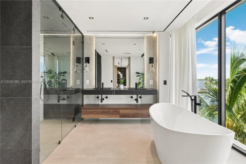 House in Key Largo, Florida 4 bedrooms № 2261312 - photo 30