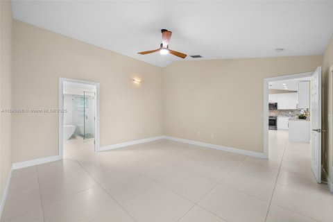House in Fort Lauderdale, Florida 3 bedrooms, 210.61 sq.m. № 1950370 - photo 25