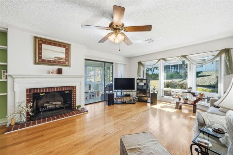 House in Eustis, Florida 3 bedrooms, 163.42 sq.m. № 2129903 - photo 17