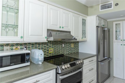 Copropriété à louer à Aventura, Floride: 2 chambres, 136.01 m2 № 1983816 - photo 21