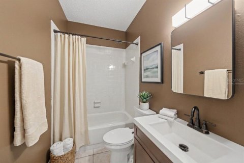 Condo in Tampa, Florida, 2 bedrooms № 2140606 - photo 1