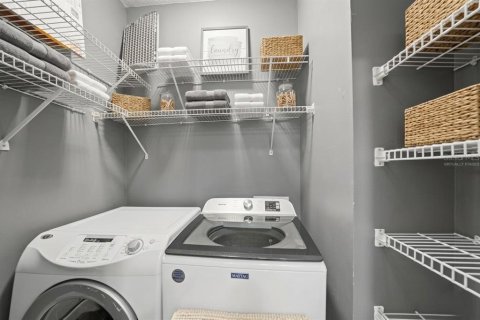 Condo in Tampa, Florida, 2 bedrooms № 2140606 - photo 3