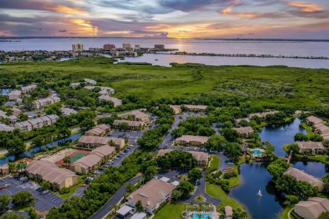 Condo in Tampa, Florida, 2 bedrooms № 2140606 - photo 10