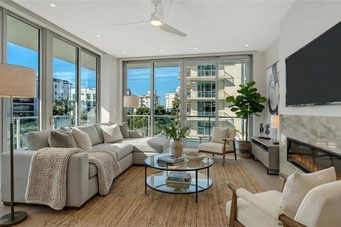 Copropriété à vendre à Sarasota, Floride: 3 chambres, 222.97 m2 № 2121169 - photo 4