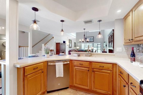 Townhouse in Haines City, Florida 3 bedrooms, 171.31 sq.m. № 1876045 - photo 10