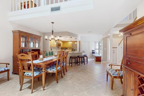 Townhouse in Haines City, Florida 3 bedrooms, 171.31 sq.m. № 1876045 - photo 8