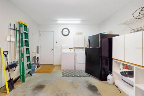 Townhouse in Haines City, Florida 3 bedrooms, 171.31 sq.m. № 1876045 - photo 30