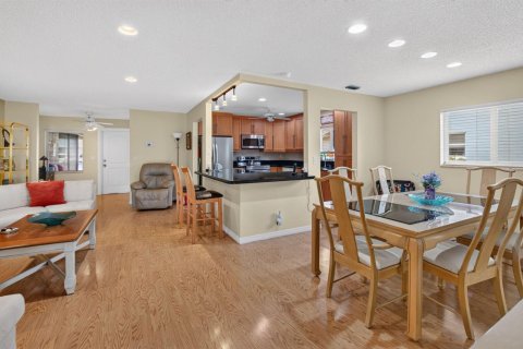 Villa ou maison à vendre à Delray Beach, Floride: 2 chambres, 141.86 m2 № 2414651 - photo 8