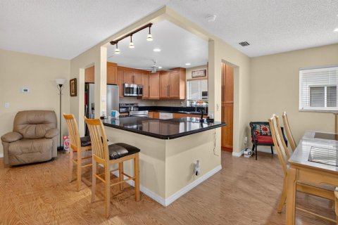 Villa ou maison à vendre à Delray Beach, Floride: 2 chambres, 141.86 m2 № 2414651 - photo 11