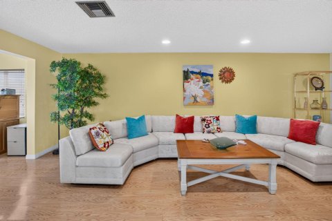 Villa ou maison à vendre à Delray Beach, Floride: 2 chambres, 141.86 m2 № 2414651 - photo 17