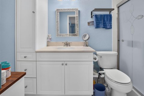 Villa ou maison à vendre à Delray Beach, Floride: 2 chambres, 141.86 m2 № 2414651 - photo 28