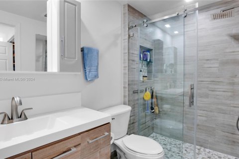 Condominio en venta en Miami, Florida, 2 dormitorios, 98.2 m2 № 1938382 - foto 19