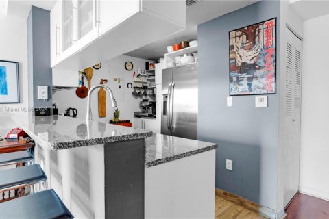 Condominio en venta en Miami, Florida, 2 dormitorios, 98.2 m2 № 1938382 - foto 9