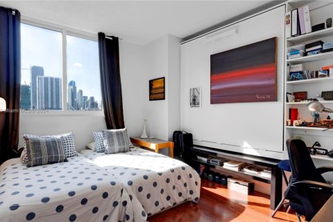 Condominio en venta en Miami, Florida, 2 dormitorios, 98.2 m2 № 1938382 - foto 22