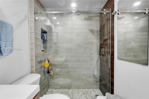 Condominio en venta en Miami, Florida, 2 dormitorios, 98.2 m2 № 1938382 - foto 20