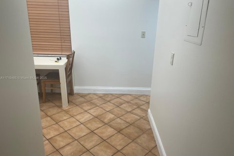 Condo in Pompano Beach, Florida, 3 bedrooms  № 1462905 - photo 21
