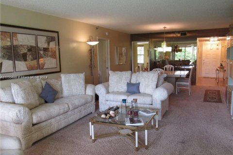 Copropriété à louer à Pompano Beach, Floride: 3 chambres, 150.5 m2 № 1462905 - photo 1