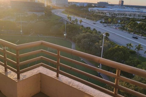 Купить кондоминиум в Авентура, Флорида 2 спальни, 102.56м2, № 2013152 - фото 2