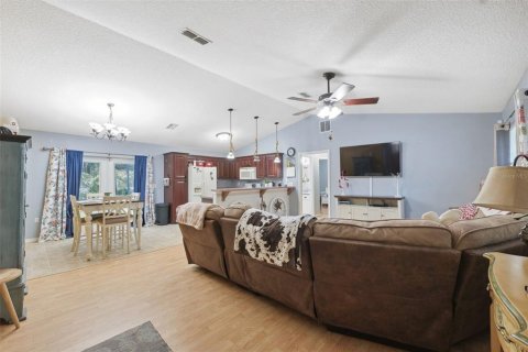 House in Inverness, Florida 3 bedrooms, 127.83 sq.m. № 1301332 - photo 6