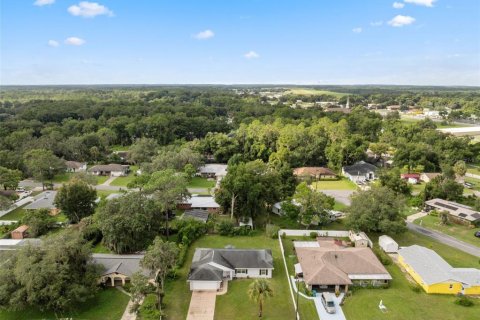 House in Inverness, Florida 3 bedrooms, 127.83 sq.m. № 1301332 - photo 2