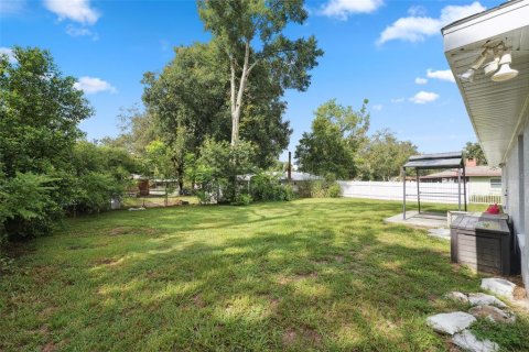 House in Inverness, Florida 3 bedrooms, 127.83 sq.m. № 1301332 - photo 25