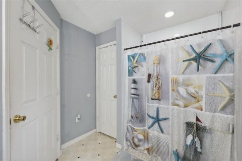House in Inverness, Florida 3 bedrooms, 127.83 sq.m. № 1301332 - photo 19