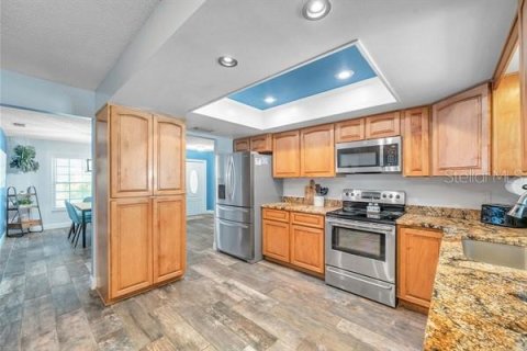 Casa en venta en Clearwater, Florida, 3 dormitorios, 161.37 m2 № 1871037 - foto 10