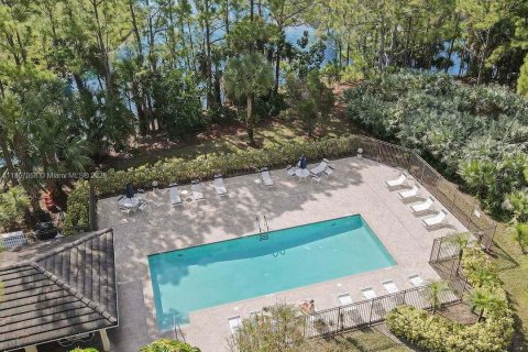 House in Greenacres, Florida 3 bedrooms, 195.09 sq.m. № 1739674 - photo 30