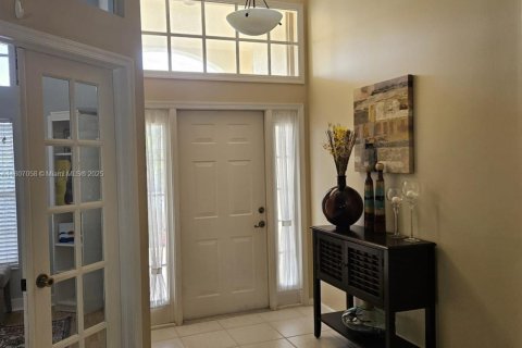 House in Greenacres, Florida 3 bedrooms, 195.09 sq.m. № 1739674 - photo 8