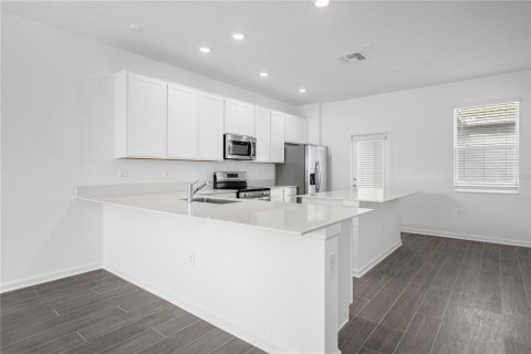 Adosado en alquiler en Clermont, Florida, 3 dormitorios, 150.5 m2 № 1849477 - foto 6