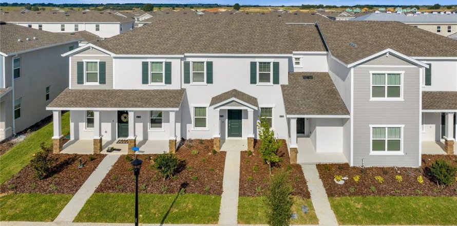 Touwnhouse à Clermont, Floride 3 chambres, 150.5 m2 № 1849477