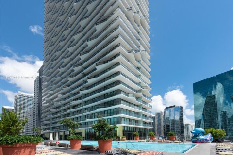 Купить кондоминиум в Майами, Флорида 1 спальня, 81.75м2, № 1940975 - фото 20