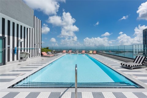 Купить кондоминиум в Майами, Флорида 1 спальня, 81.75м2, № 1940975 - фото 18