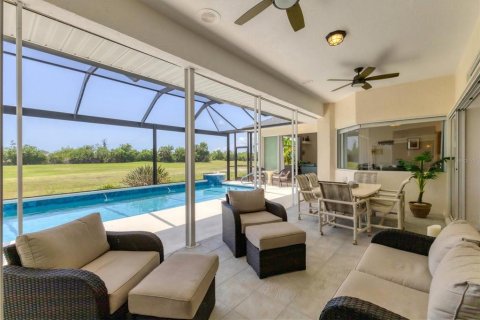 House in Rotonda, Florida 3 bedrooms, 277.78 sq.m. № 1781377 - photo 24