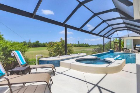 House in Rotonda, Florida 3 bedrooms, 277.78 sq.m. № 1781377 - photo 8