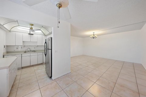 Copropriété à vendre à Delray Beach, Floride: 2 chambres, 85.47 m2 № 2254340 - photo 2