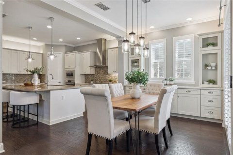 Villa ou maison à vendre à Orlando, Floride: 4 chambres, 280.1 m2 № 2436832 - photo 13