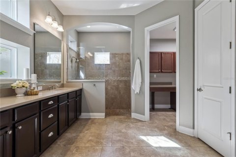 Villa ou maison à vendre à Orlando, Floride: 4 chambres, 280.1 m2 № 2436832 - photo 17