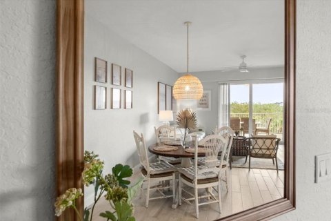 Condo in New Smyrna Beach, Florida, 2 bedrooms  № 1824648 - photo 13