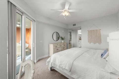 Condo in New Smyrna Beach, Florida, 2 bedrooms  № 1824648 - photo 26