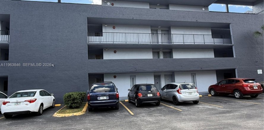 Condo à Miami, Floride, 2 chambres  № 2090528