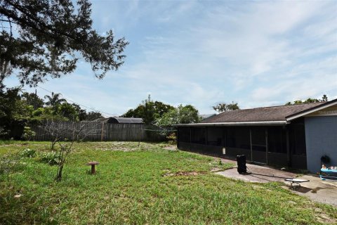 House in Deltona, Florida 4 bedrooms, 145.95 sq.m. № 1900748 - photo 24