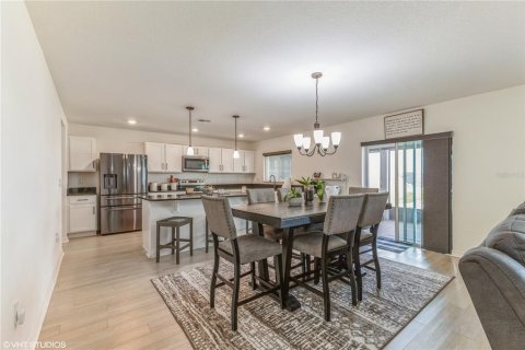 Casa en alquiler en Winter Haven, Florida, 4 dormitorios, 226.68 m2 № 1812696 - foto 15