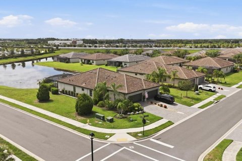 Villa ou maison à vendre à Bradenton, Floride: 3 chambres, 131.36 m2 № 2302497 - photo 3