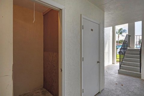 Condo in Sarasota, Florida, 1 bedroom № 2230807 - photo 25