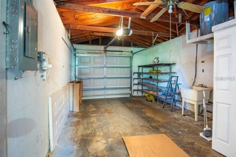 House in Clearwater, Florida 2 bedrooms, 114.46 sq.m. № 1807190 - photo 26